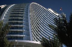 [Jumeira Beach Hotel]